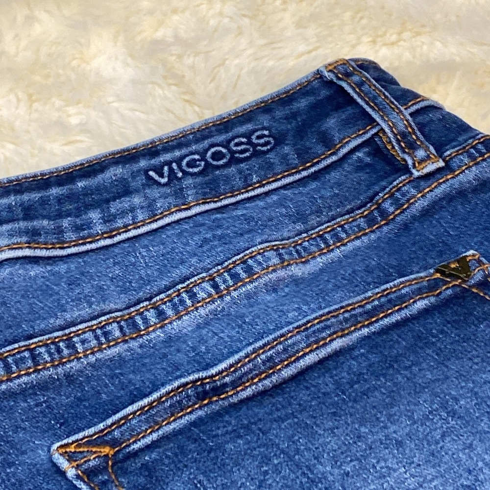 Vigross denim cuff hem shorts, whiskers faded  size 32 Medium Wash Blue - Picture 11 of 12